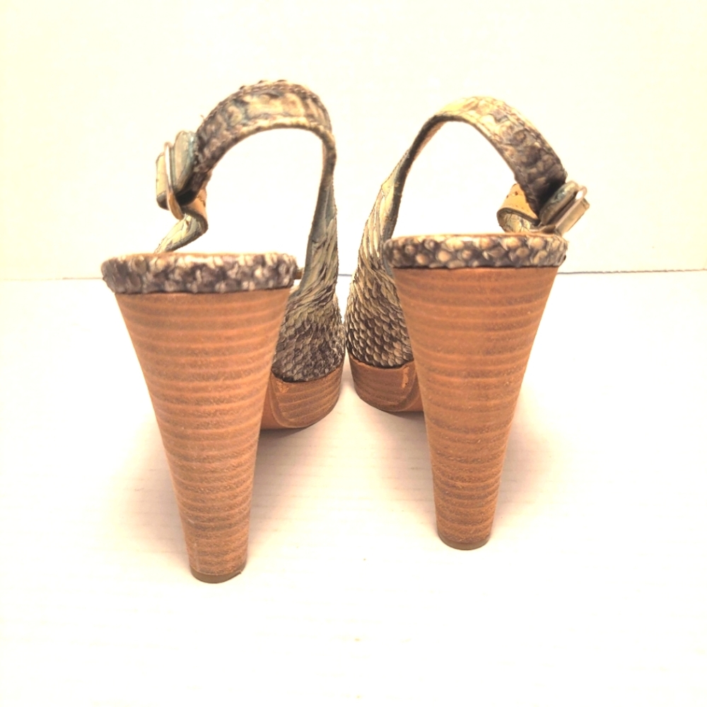 NWOT STUART WEITZMAN Mint Green Snakeskin Peep Toe Heels - Picture 6 of 15